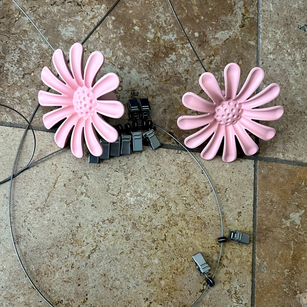 Pottery Barn Kids Flower Cable kit